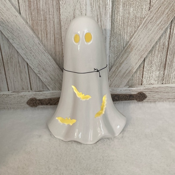 Ceramic Light Up Ghost - Picture 1 of 8